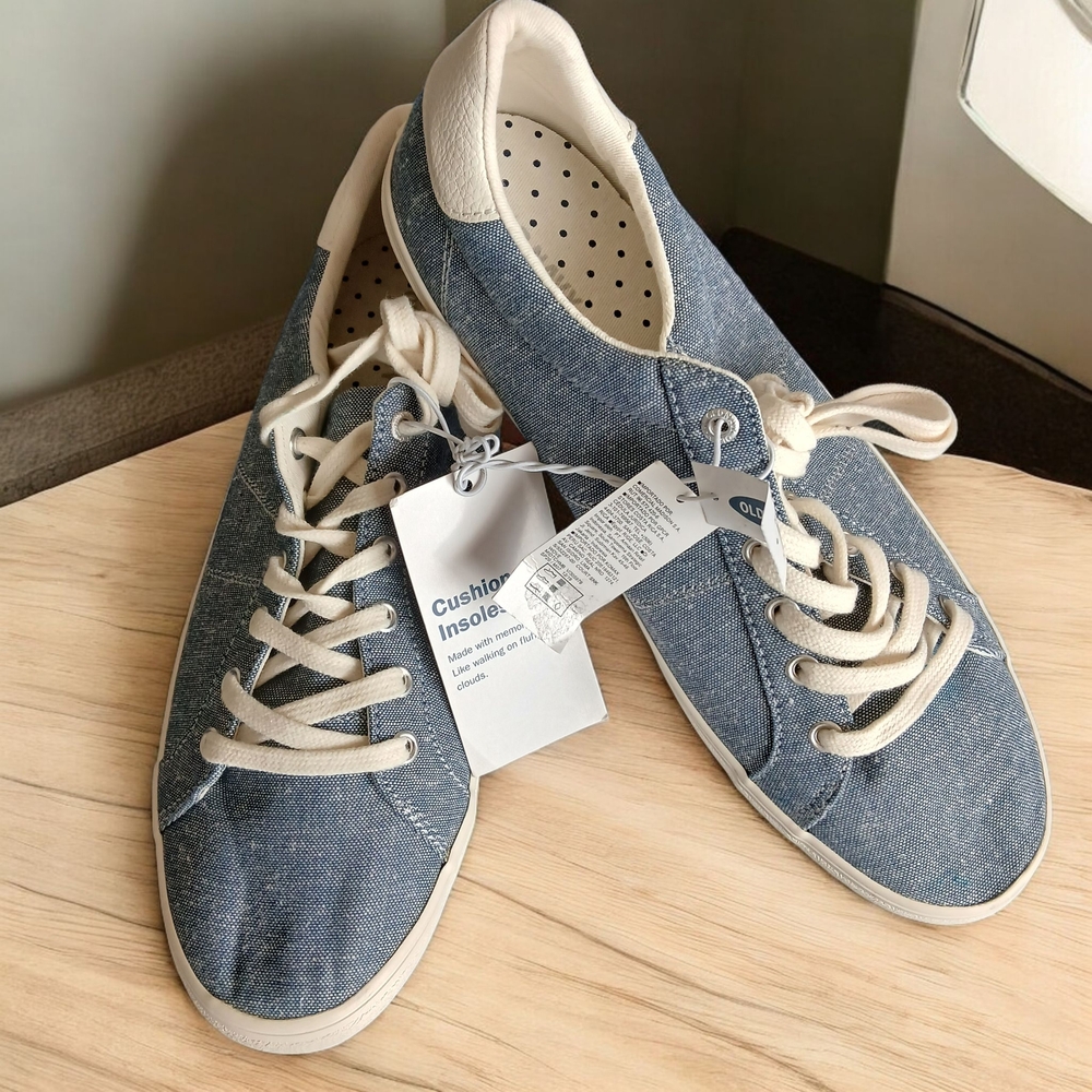 Old Navy Woman's Blue Denim Sneakers with White Laces